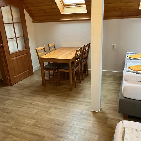 Hofberg Apartmanhotel *
