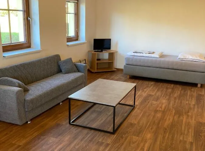 Hofberg Apartmanhotel 3*